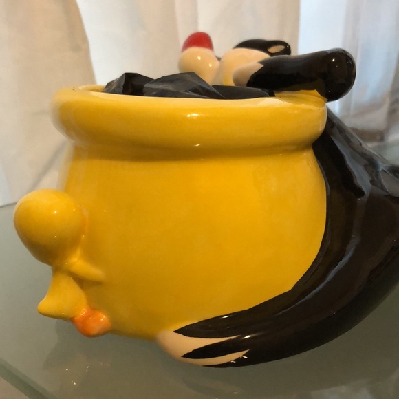 Tweety and Sylvester Plant Potter NWOT - Picture 6 of 9